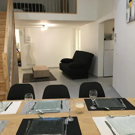 דירה Loft Cosy